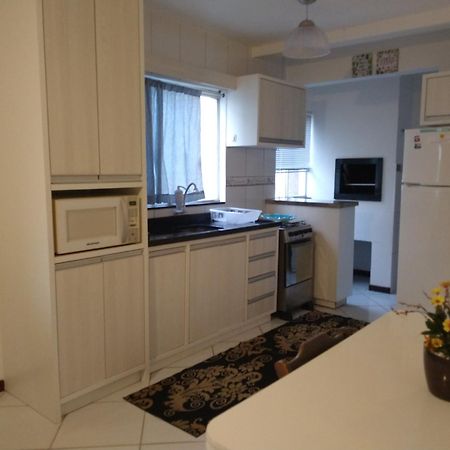 Otimo Apartamento Na Praia Dos Ingleses Gaivotas 70M Do Mar Florianopolis Exterior photo